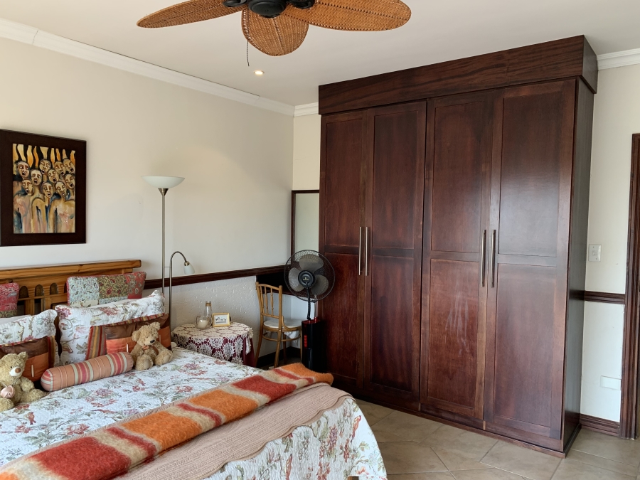 5 Bedroom Property for Sale in Birdwood Estate North West